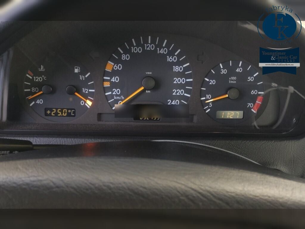 MERCEDES BENZ C-CLASS 4D C200 1999 - zdjęcie 8