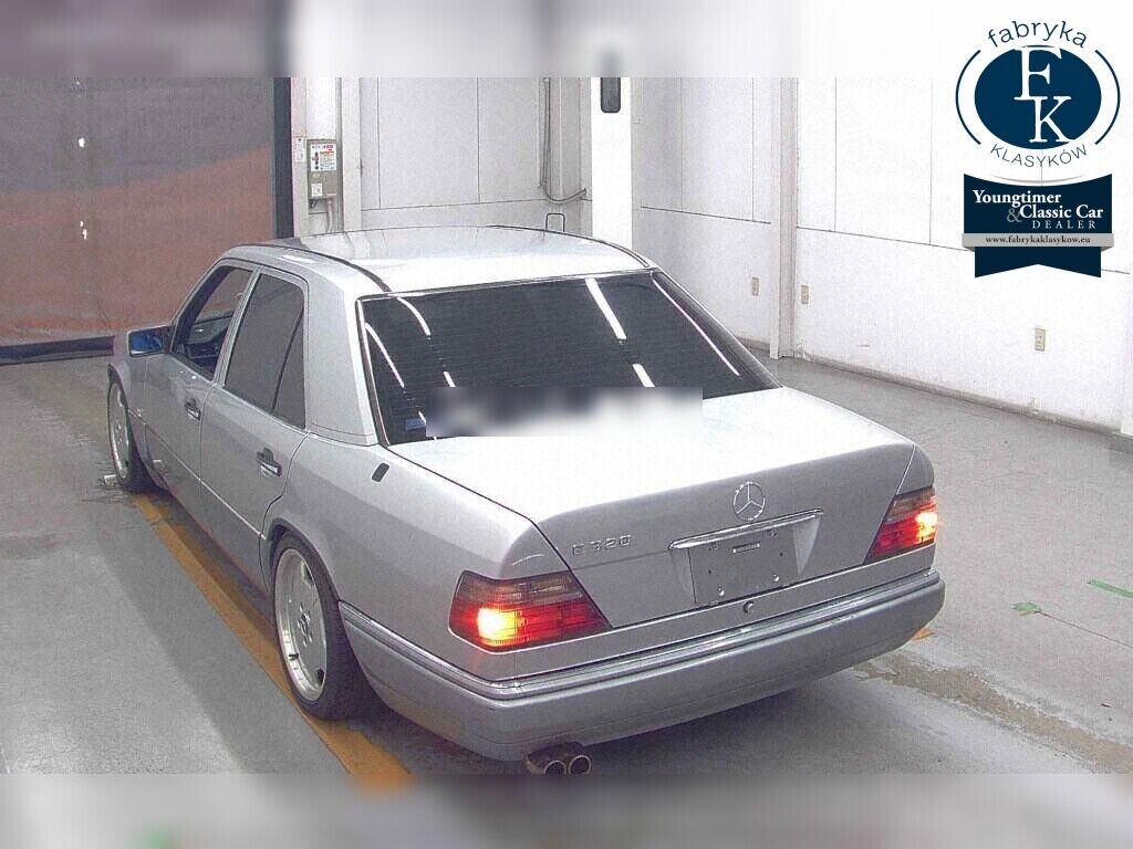 MERCEDES BENZ E-CLASS 4D E320 1994 - zdjęcie 4
