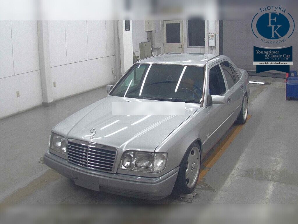 MERCEDES BENZ E-CLASS 4D E320 1994 - zdjęcie 6