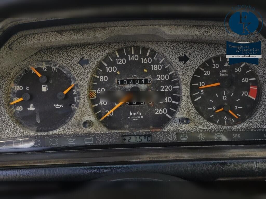 MERCEDES BENZ E-CLASS 4D E320 1994 - zdjęcie 8