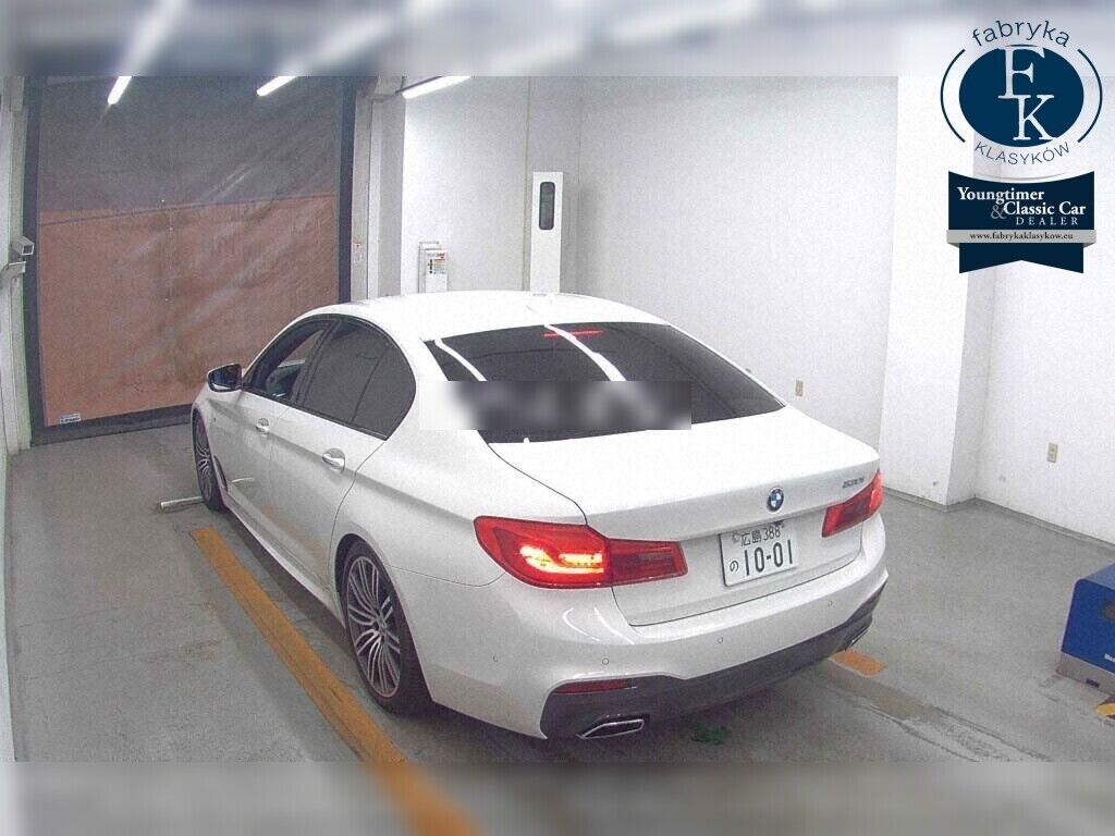 BMW 5 SERIES 4D 530I M-SPORT 2018 - zdjęcie 4