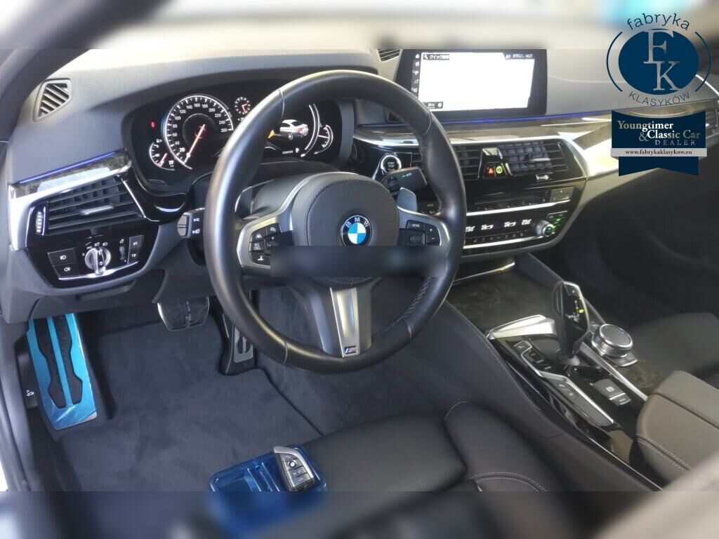 BMW 5 SERIES 4D 530I M-SPORT 2018 - zdjęcie 5