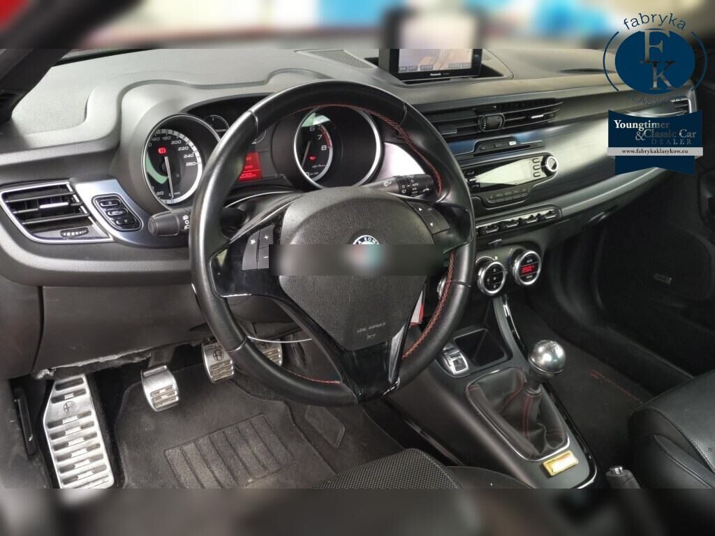 ALFA ROMEO GIULIETTA 5D QUADRIFOGLIO VERDE ALFIE STAY 2012 - zdjęcie 5