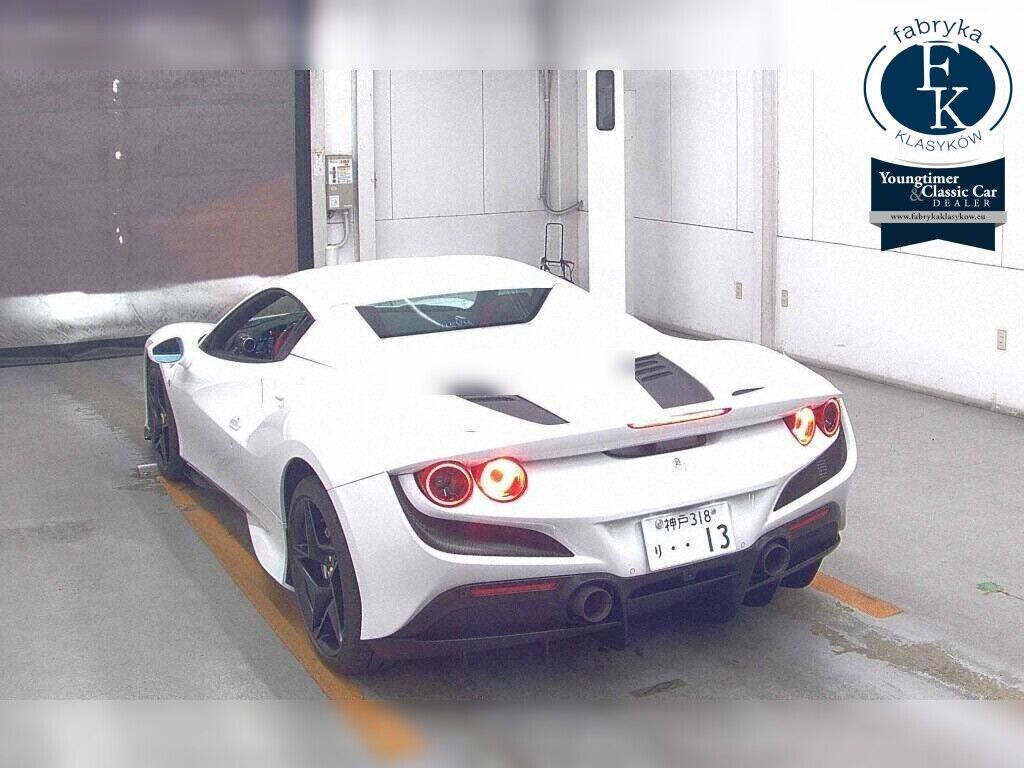 FERRARI F8 SPIDER BASE GRADE 2021 - zdjęcie 4