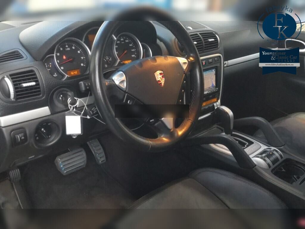 PORSCHE CAYENNE 4WD GTS 2010 - zdjęcie 5
