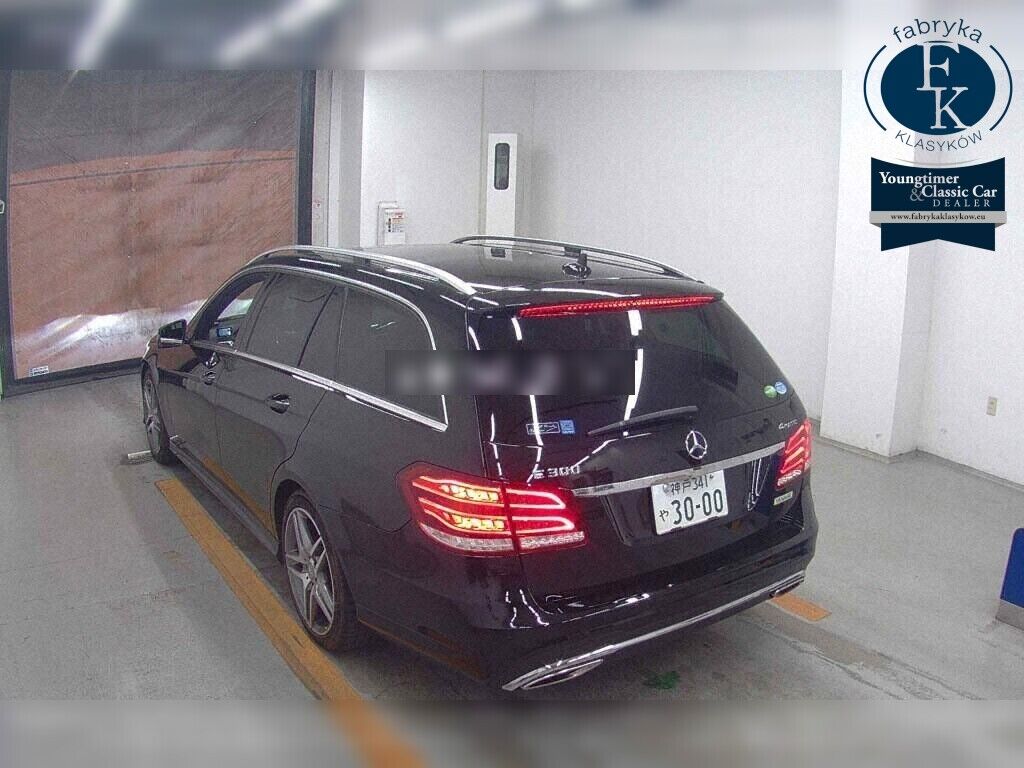 MERCEDES BENZ E-CLASS STATIONWAGON 4WD OTHERS 2015 - zdjęcie 4