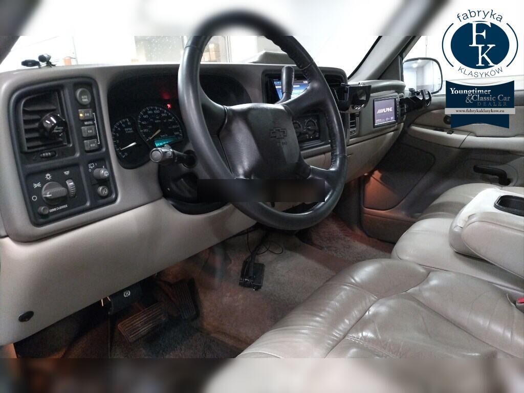 CHEVROLET SUBURBAN LT 2002 - zdjęcie 5