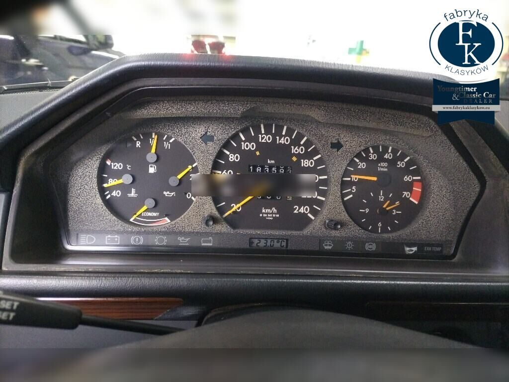 MERCEDES BENZ MEDIUM CLASS 4D 300E 1990 - zdjęcie 8