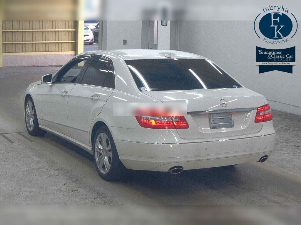 MERCEDES BENZ E-CLASS 4D E350 AVANTGARDE 2009 - zdjęcie 4