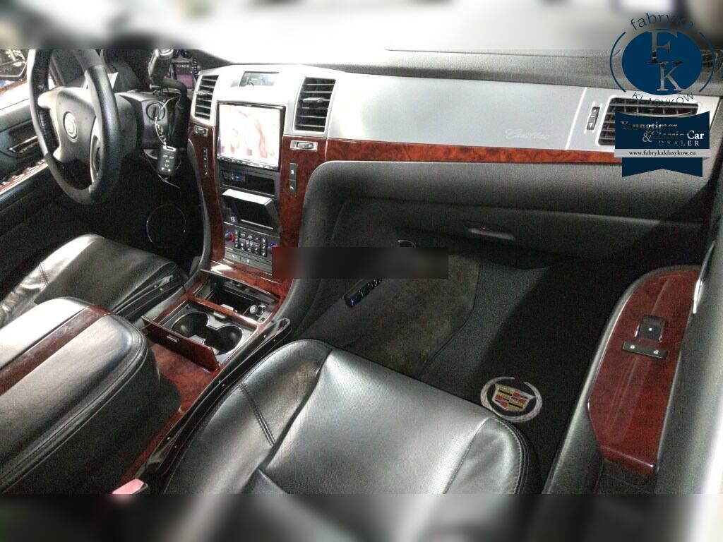 CADILLAC ESCALADE 4WD PLATINUM 2011 - zdjęcie 5