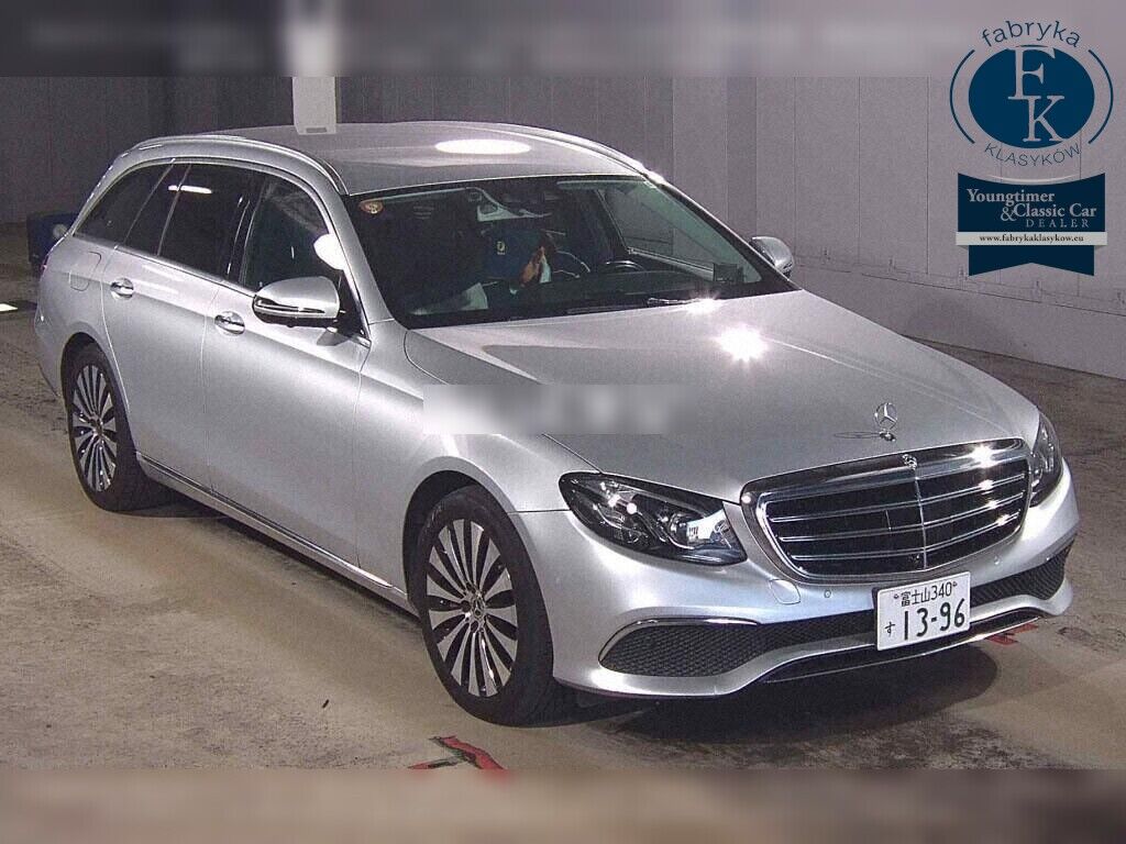 MERCEDES BENZ E-CLASS STATIONWAGON 4WD E400 4MATIC STATIONWAGON EXCLUSIVE 2018 - zdjęcie 3