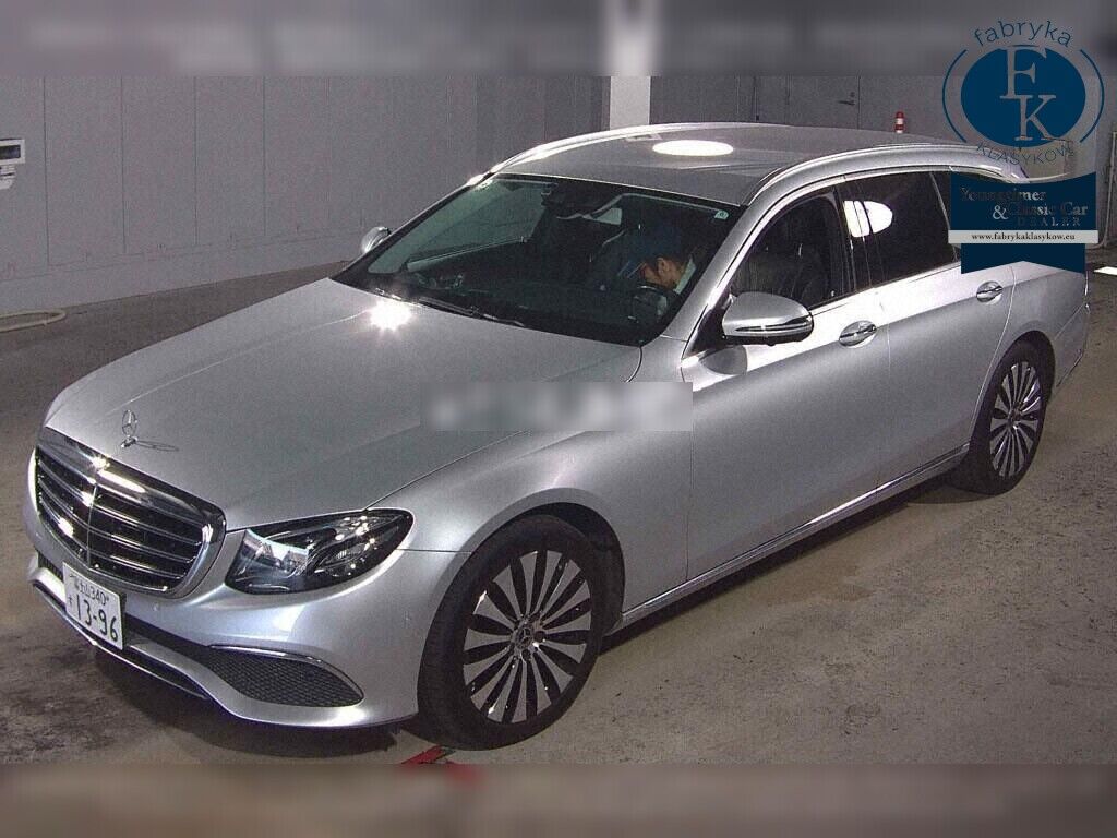 MERCEDES BENZ E-CLASS STATIONWAGON 4WD E400 4MATIC STATIONWAGON EXCLUSIVE 2018 - zdjęcie 6