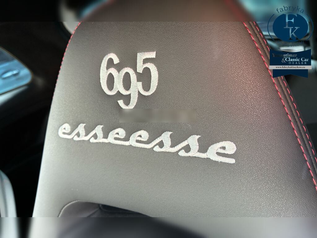ABARTH 695 ESSEESSE BASE GRADE 2022 - zdjęcie 15