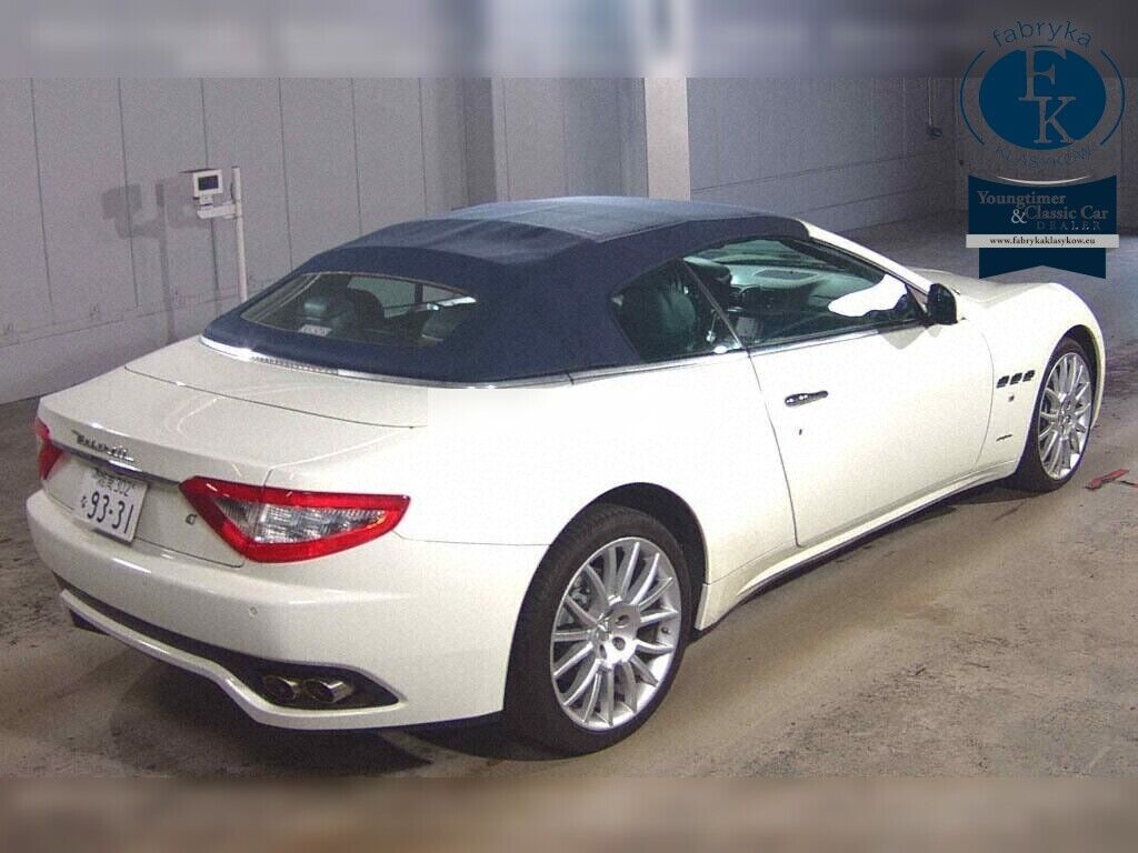 MASERATI GRANCABRIO BASE GRADE 2010 - zdjęcie 7