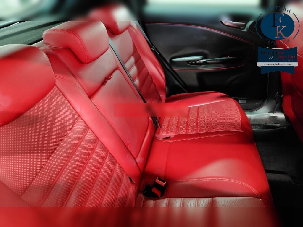 ALFA ROMEO GIULIETTA 5D QUADRIFOGLIO VERDE 2013 - zdjęcie 8