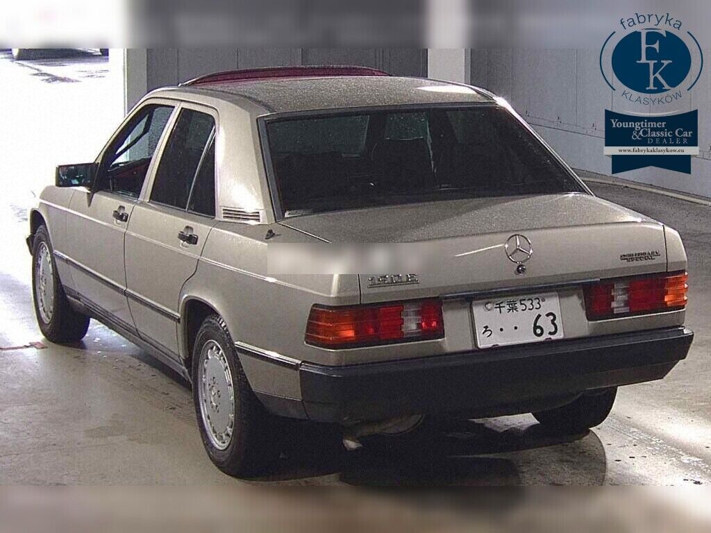 MERCEDES BENZ 190 CLASS 190E 1986 - zdjęcie 4