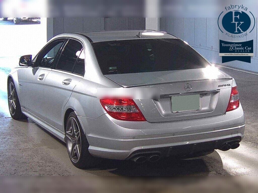 MERCEDES BENZ C-CLASS 4D C63 AMG 2008 - zdjęcie 4