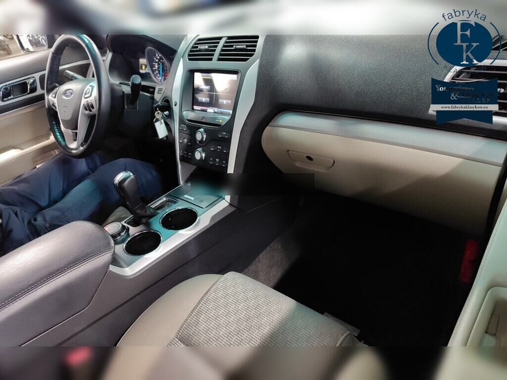 FORD EXPLORER 5D 4WD XLT 2011 - zdjęcie 5