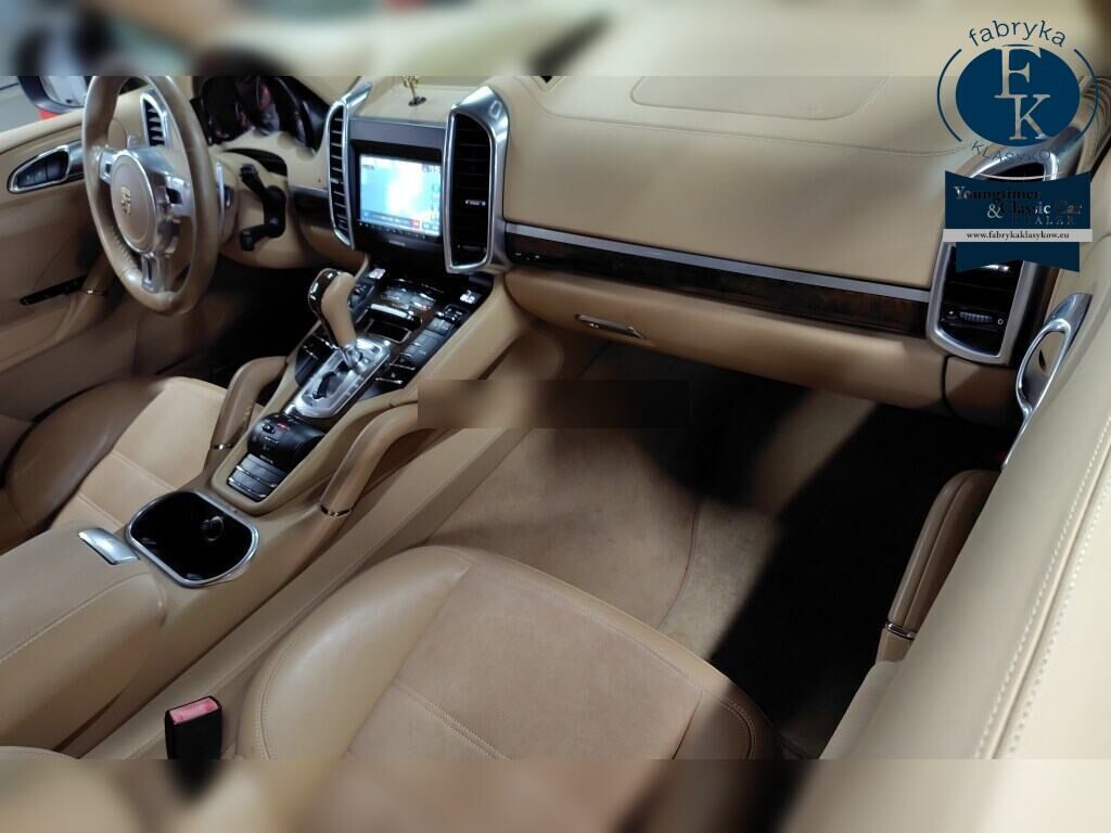 PORSCHE CAYENNE 4WD GTS 2013 - zdjęcie 5