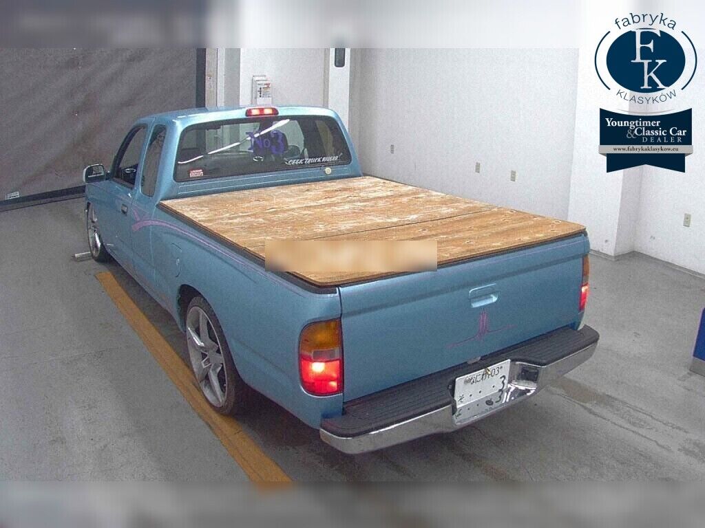 AMERICA TOYOTA TACOMA 2D