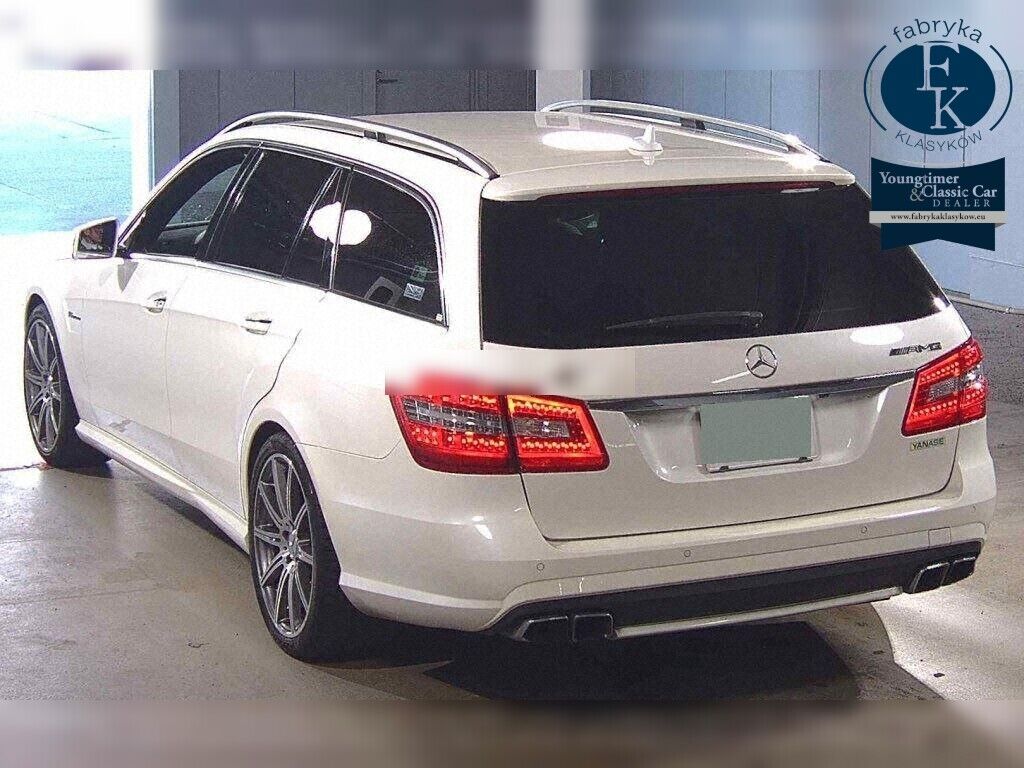 MERCEDES BENZ E-CLASS STATIONWAGON E63 AMG STATIONWAGON 2012 - zdjęcie 4