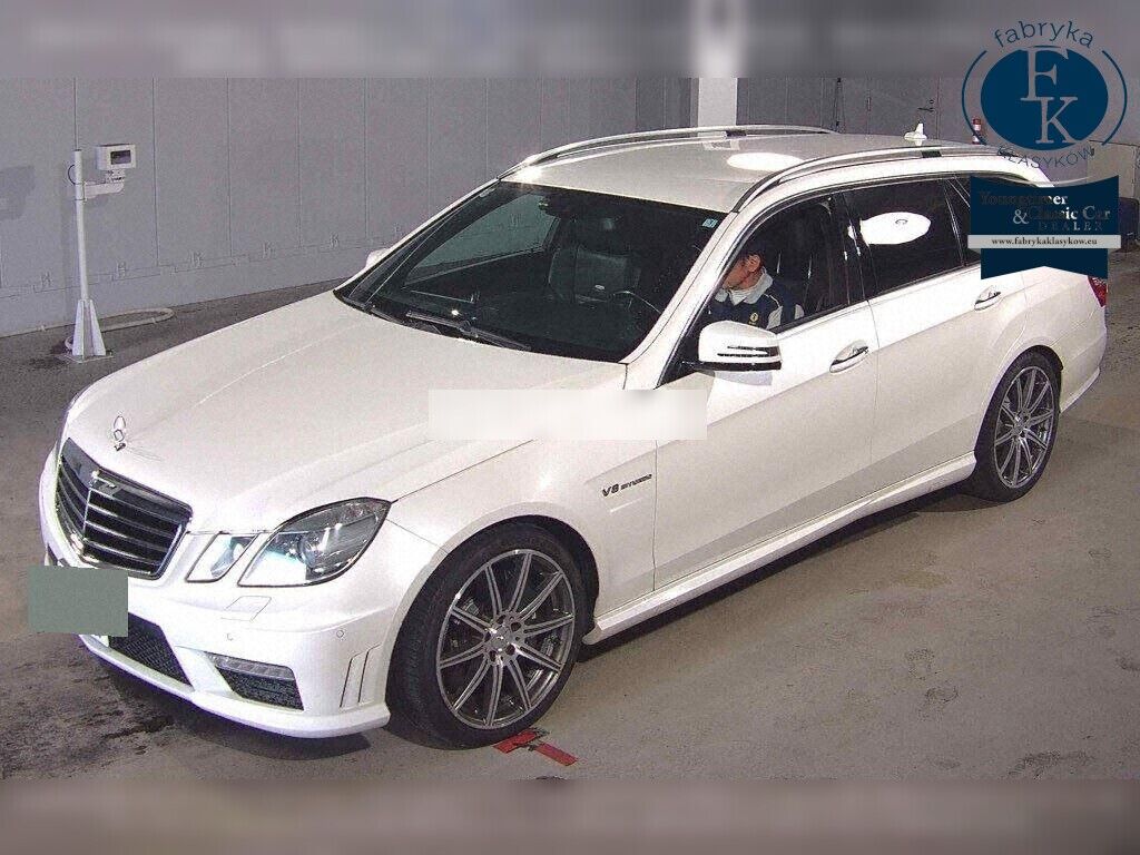 MERCEDES BENZ E-CLASS STATIONWAGON E63 AMG STATIONWAGON 2012 - zdjęcie 6