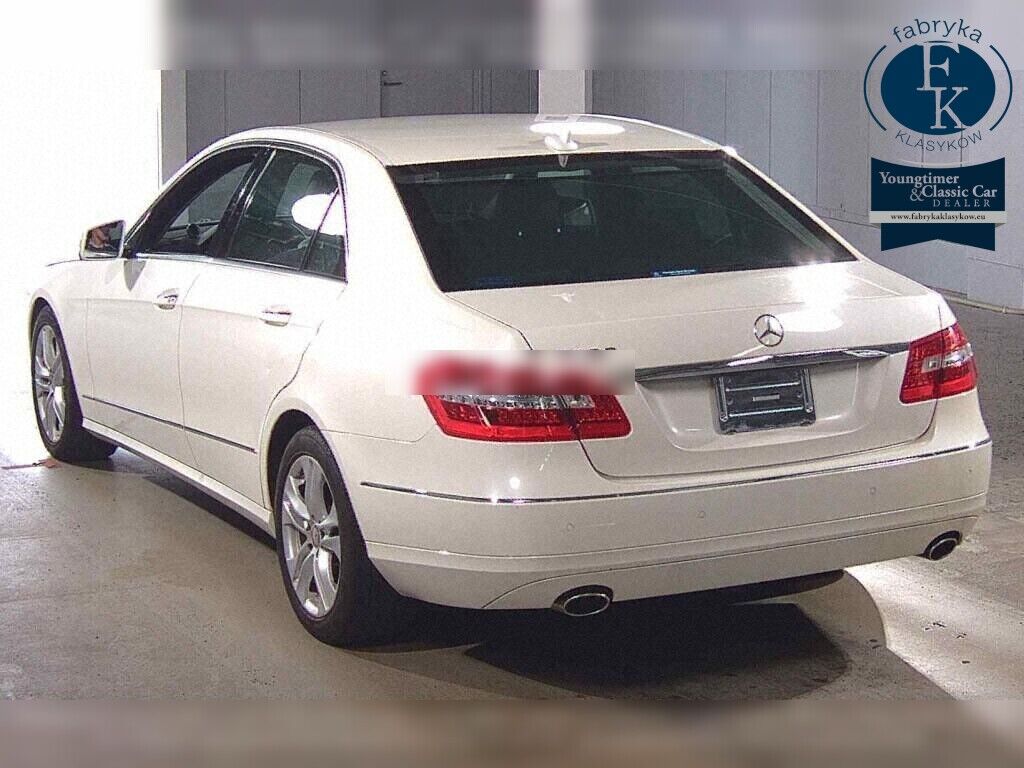 MERCEDES BENZ E-CLASS 4D E350 AVANTGARDE 2011 - zdjęcie 4