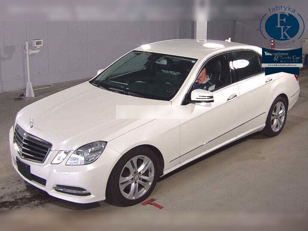 MERCEDES BENZ E-CLASS 4D E350 AVANTGARDE 2011 - zdjęcie 6