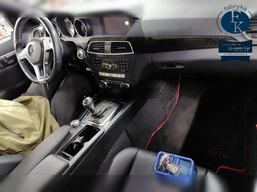 MERCEDES BENZ C-CLASS 4D C350 BLUEEFFICIENCY AVANTGARDE 2014 - zdjęcie 5