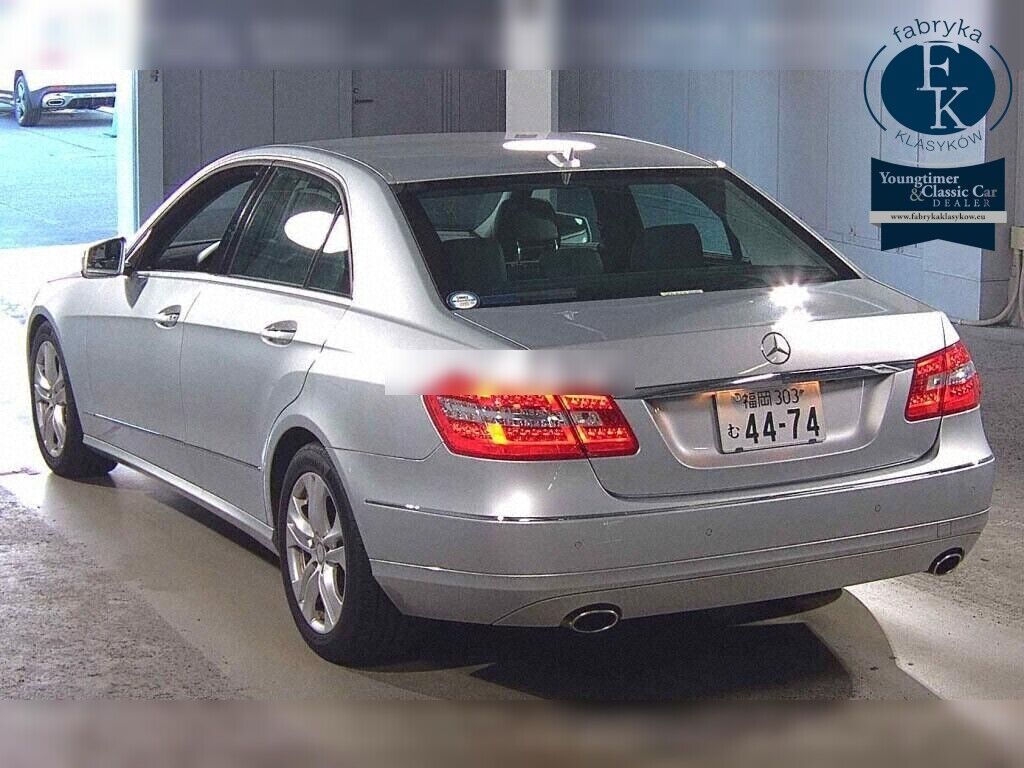 MERCEDES BENZ E-CLASS 4D E350 AVANTGARDE 2011 - zdjęcie 4