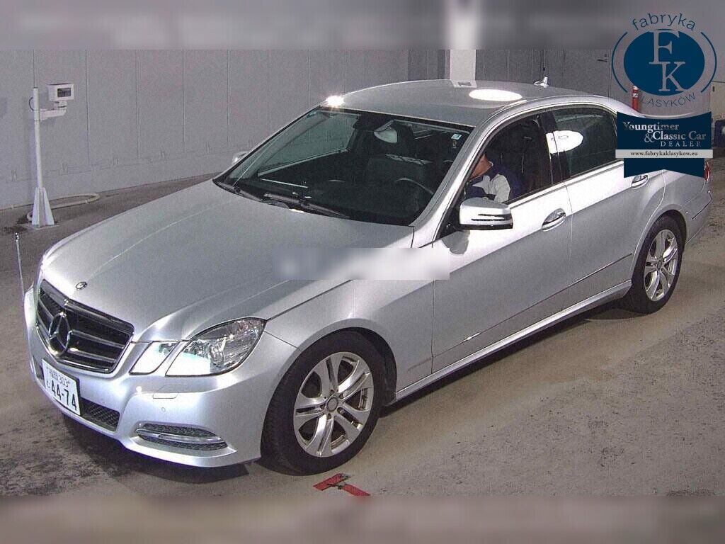 MERCEDES BENZ E-CLASS 4D E350 AVANTGARDE 2011 - zdjęcie 6