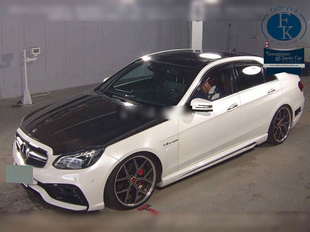 MERCEDES BENZ E-CLASS 4D 4WD E300 4MATIC AVANTGARDE AMG SPORTS P 2014 - zdjęcie 6