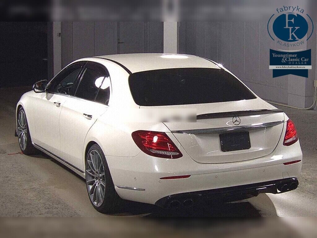 MERCEDES BENZ E-CLASS 4D 4WD E400 4MATIC EXCLUSIVE 2017 - zdjęcie 4
