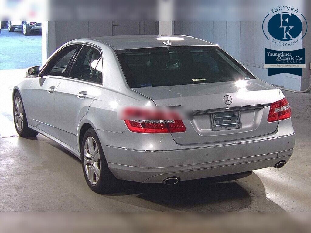 MERCEDES BENZ E-CLASS 4D E350 AVANTGARDE 2010 - zdjęcie 4
