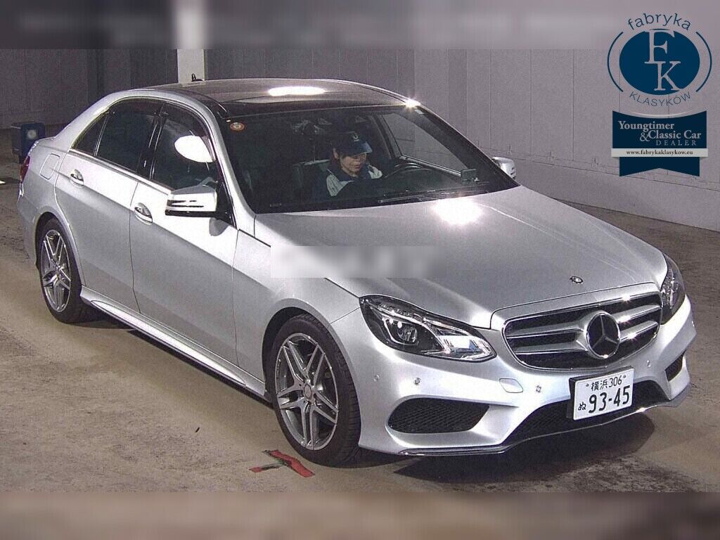 MERCEDES BENZ E-CLASS 4D 4WD E300 4MATIC AVANTGARDE AMG SPORTS P 2014 - zdjęcie 3