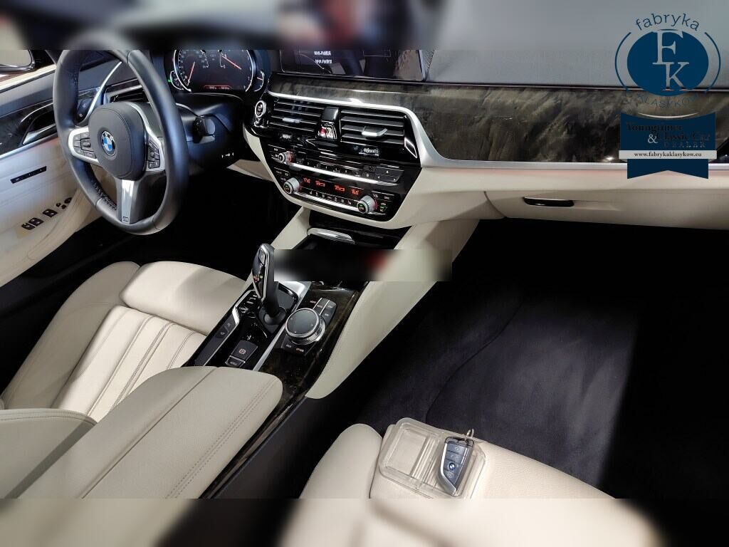 BMW 5 SERIES 4D 530I M-SPORT 2017 - zdjęcie 5
