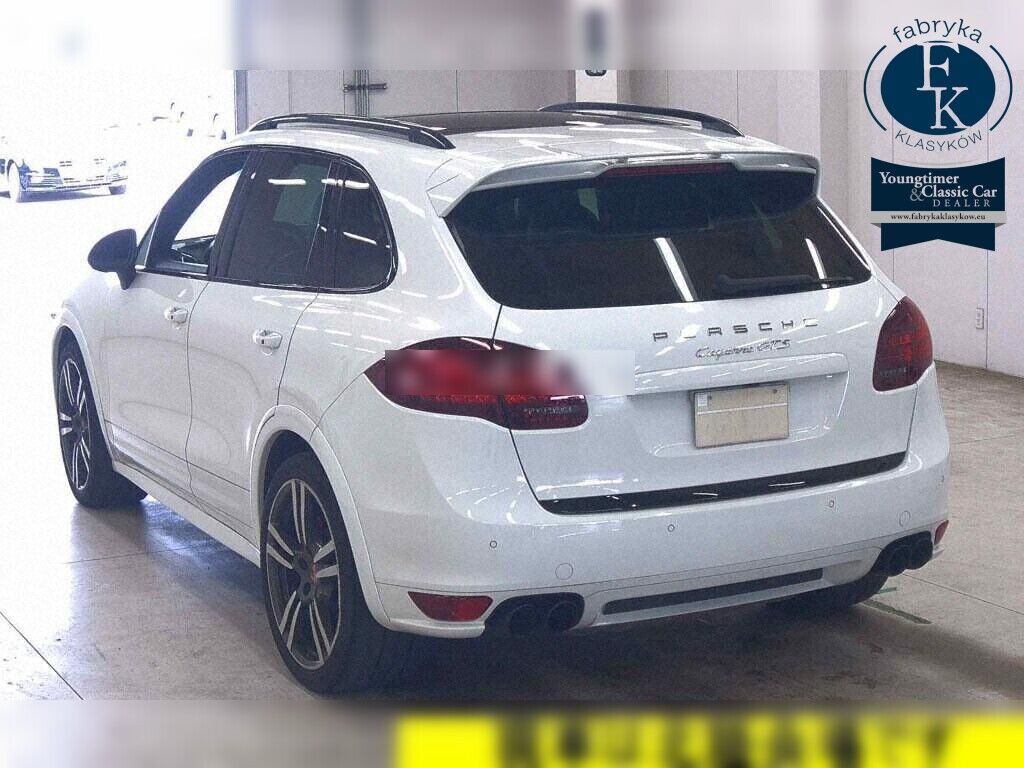 PORSCHE CAYENNE 4WD GTS 2015 - zdjęcie 4