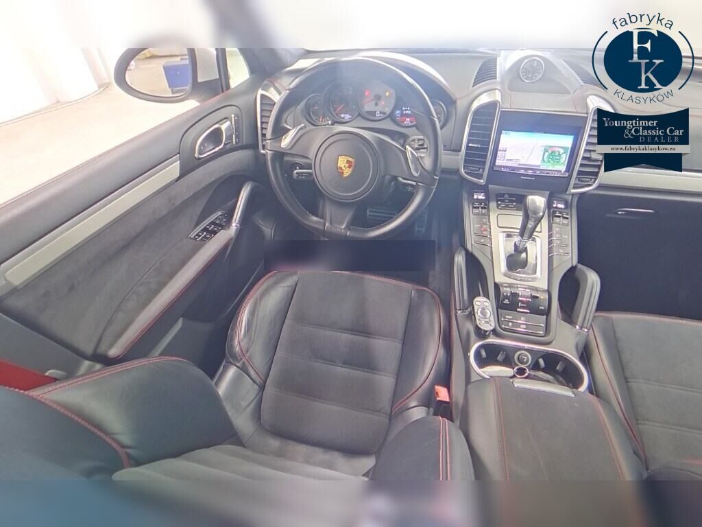 PORSCHE CAYENNE 4WD GTS 2015 - zdjęcie 5