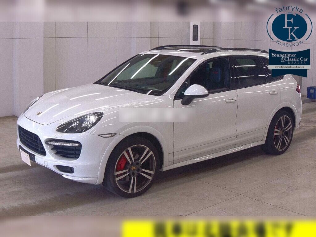 PORSCHE CAYENNE 4WD GTS 2015 - zdjęcie 6