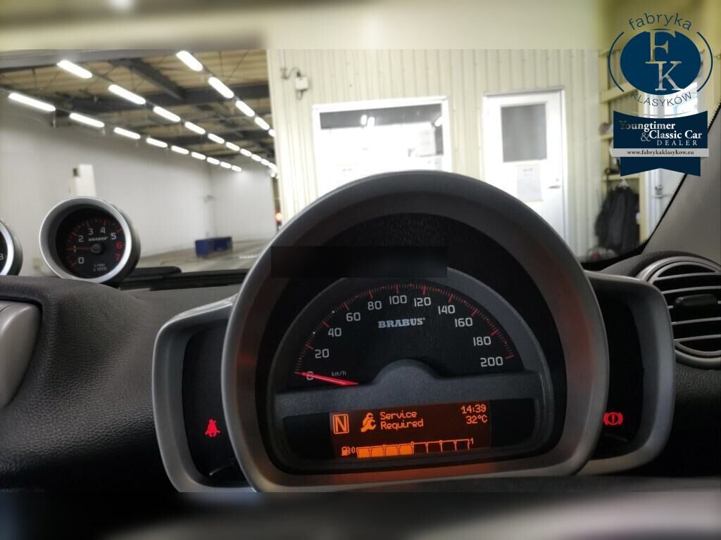 MCC SMART FORTWO CABRIO BRABUS EXCLUSIVE 2011 - zdjęcie 8