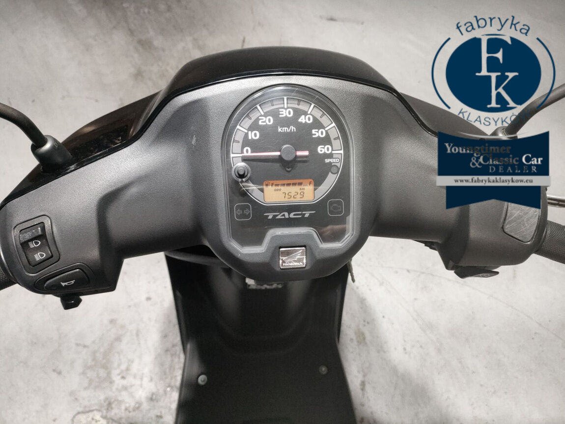 HONDA TACT BASIC
