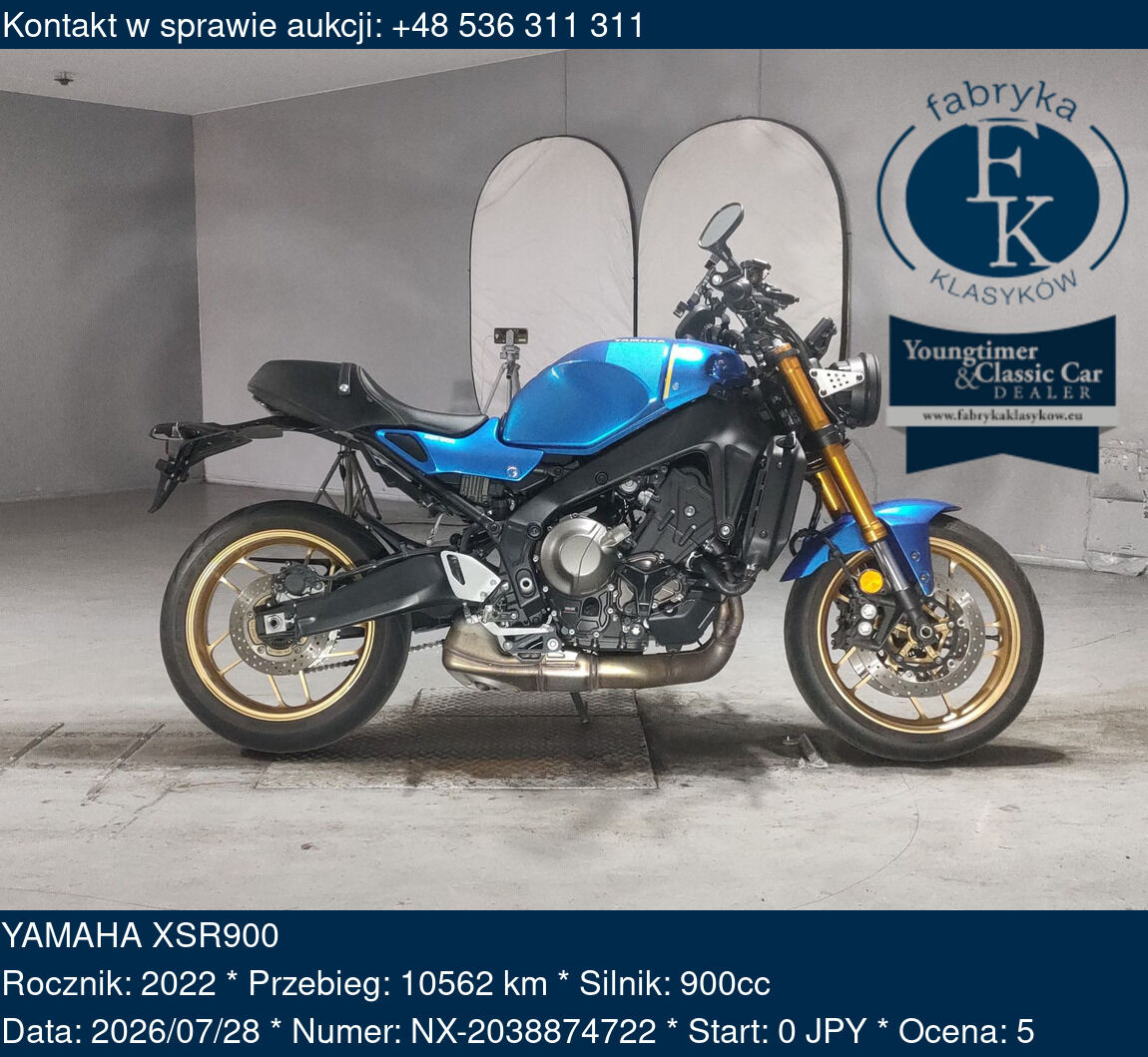 YAMAHA XSR900