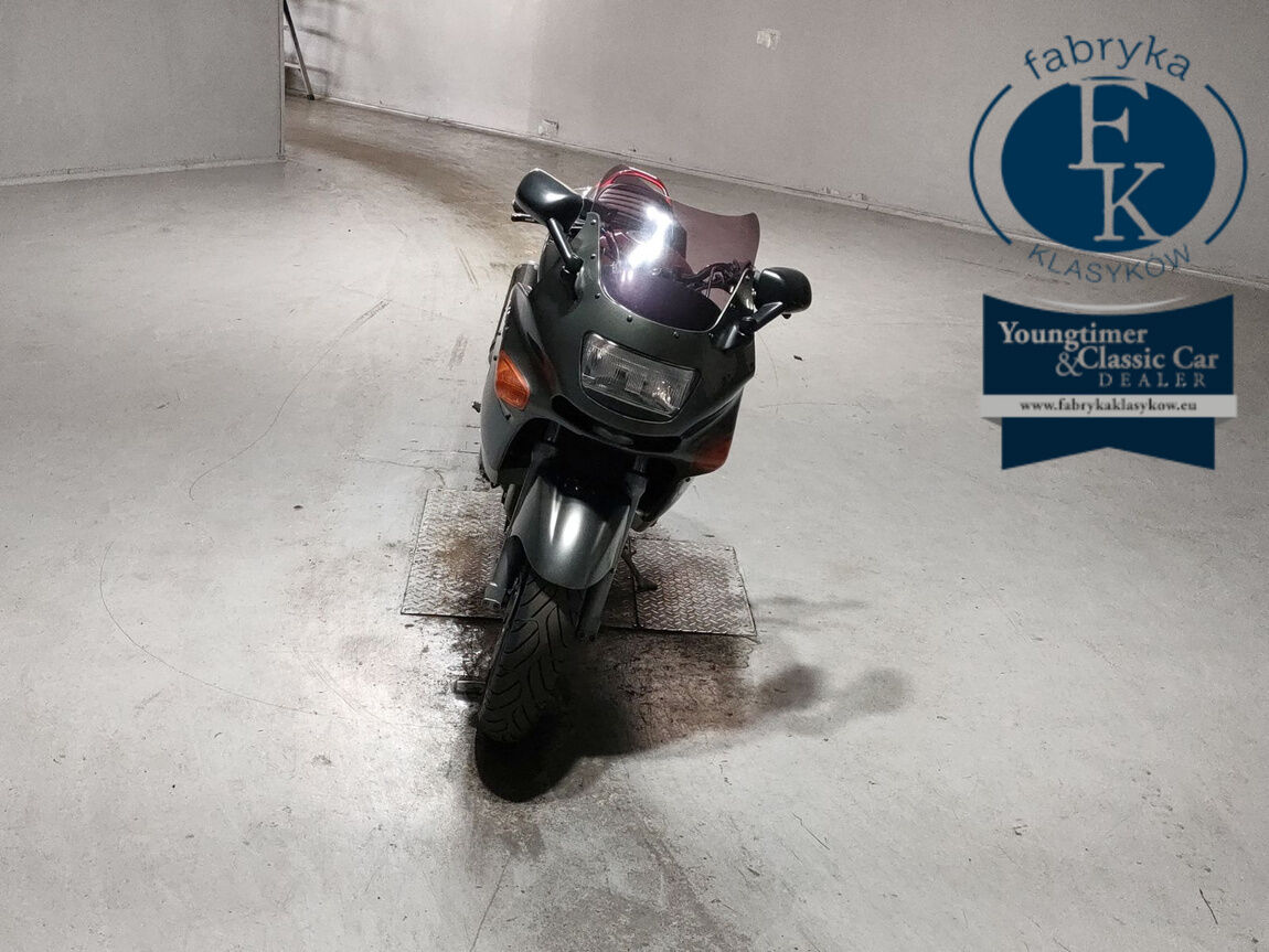 KAWASAKI ZZR400