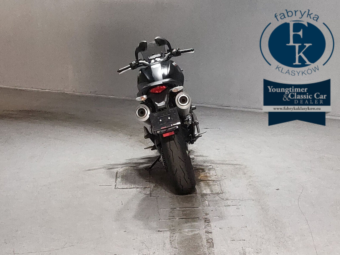 DUCATI MONSTAR 796