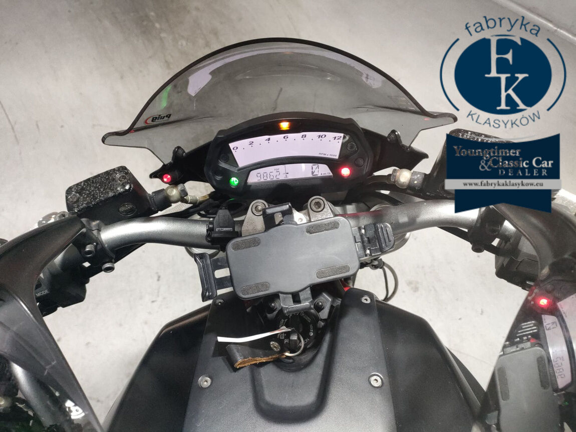DUCATI MONSTAR 796