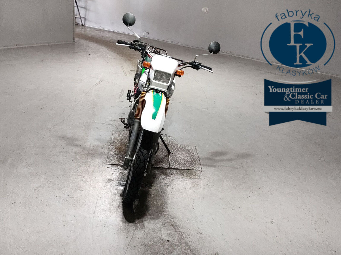 YAMAHA SEROW 225