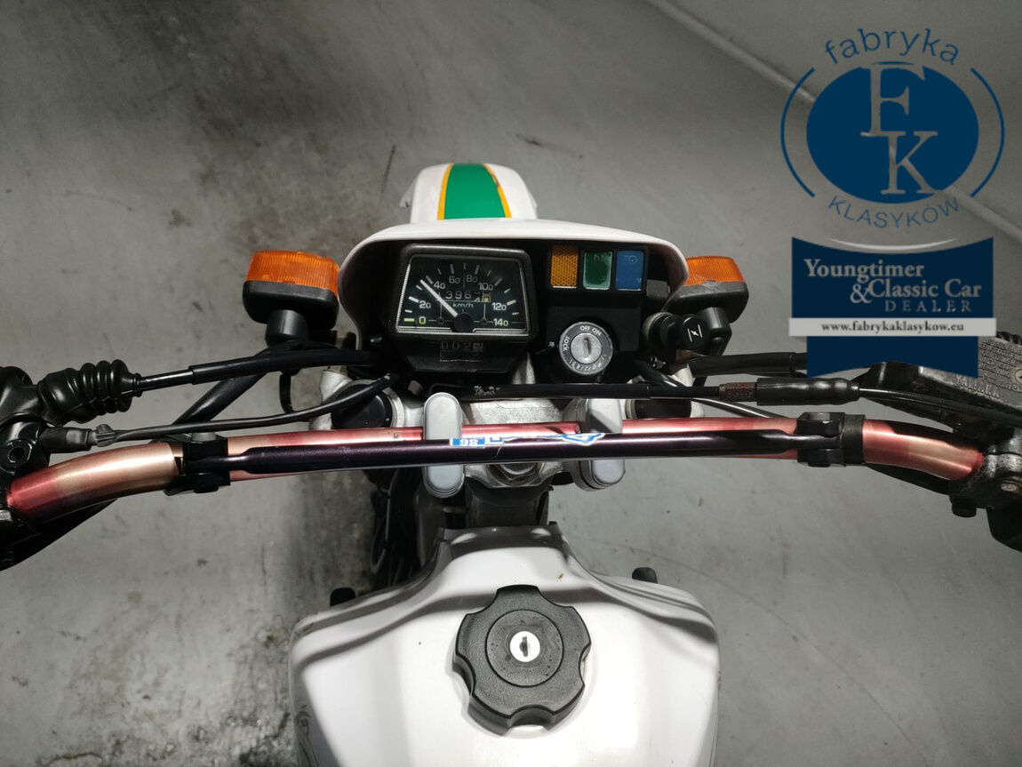 YAMAHA SEROW 225
