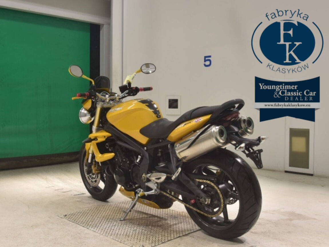 TRIUMPH STREET TRIPLE 2011 - zdjęcie 7