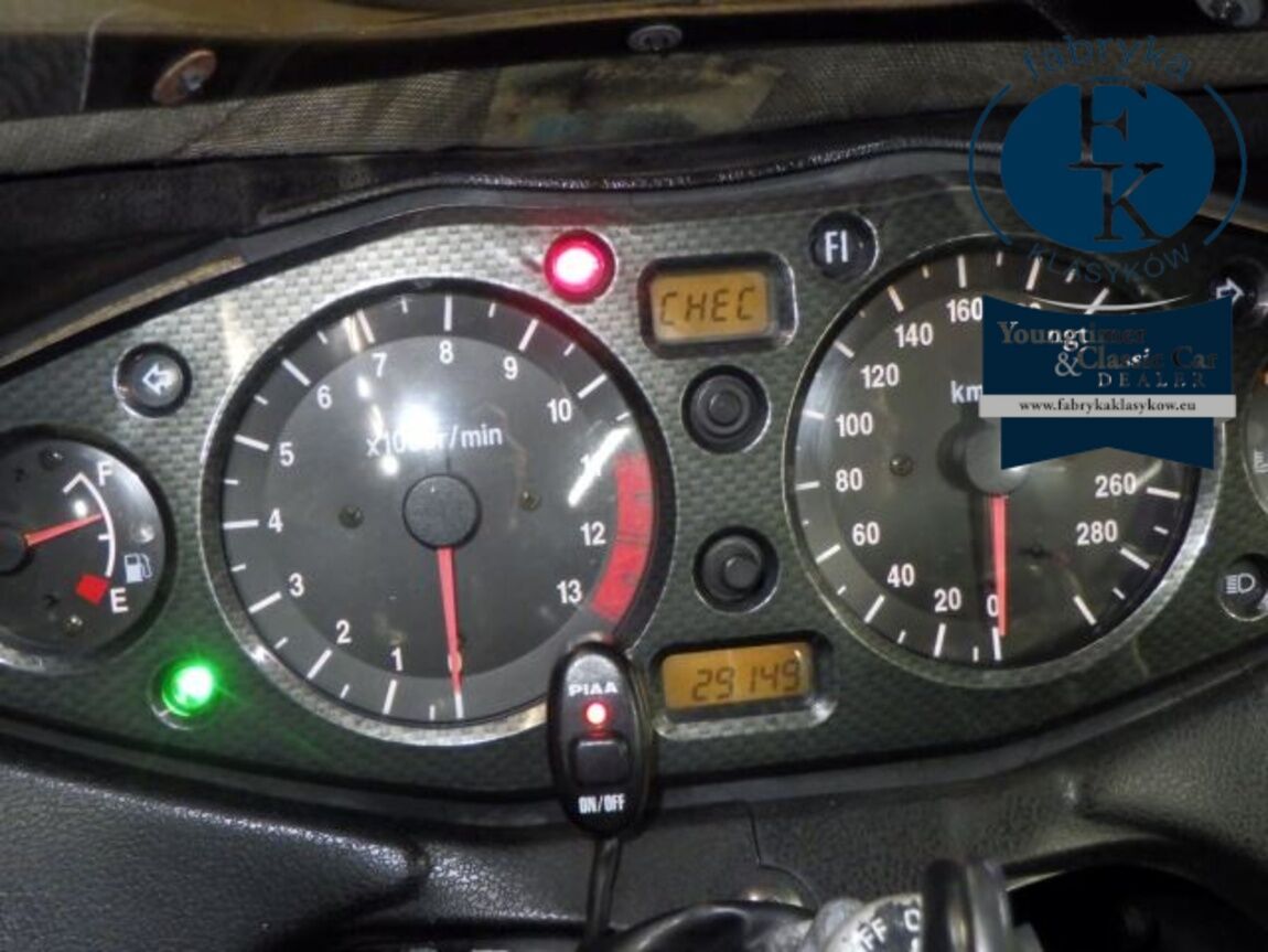 SUZUKI GSX1300R HAYABUSA 2002 - zdjęcie 13