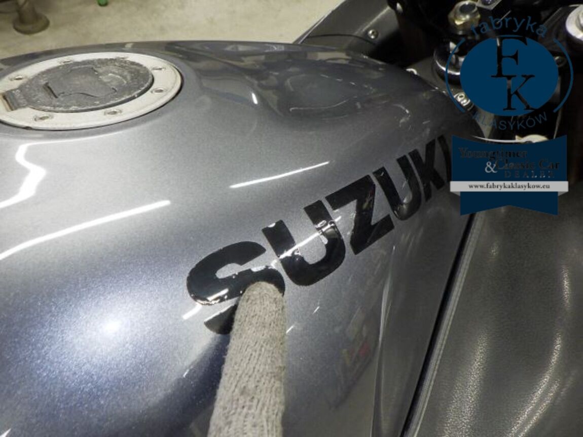 SUZUKI GSX1300R HAYABUSA 2002 - zdjęcie 19